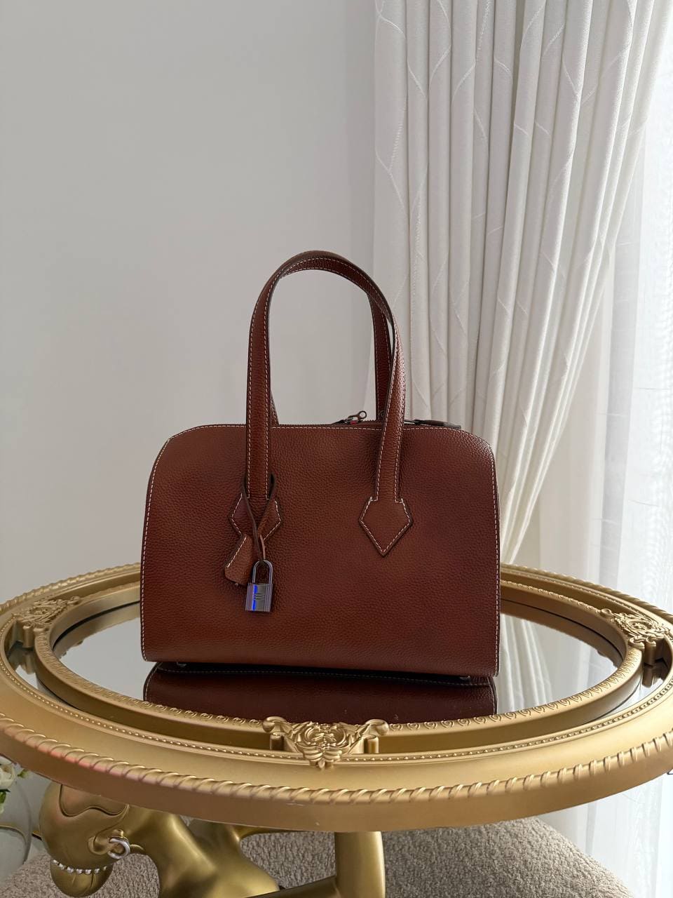 photo_5834420451659157219_y