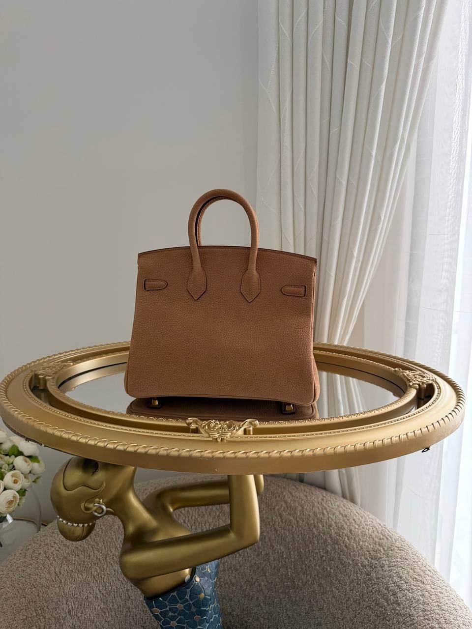 photo_6041722674607754460_y