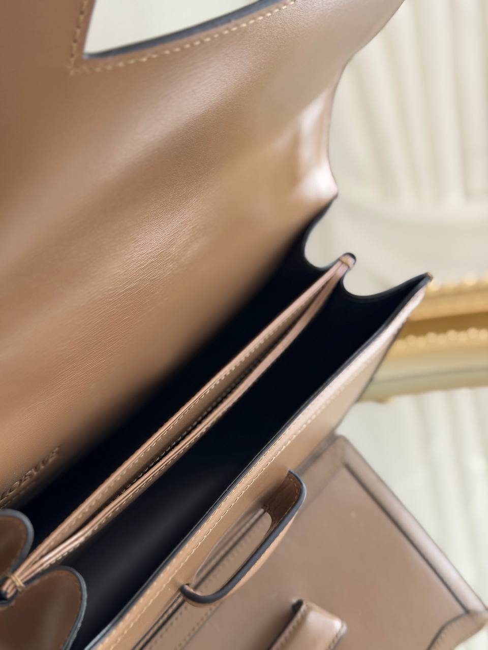 5864132902268899520 – Copy