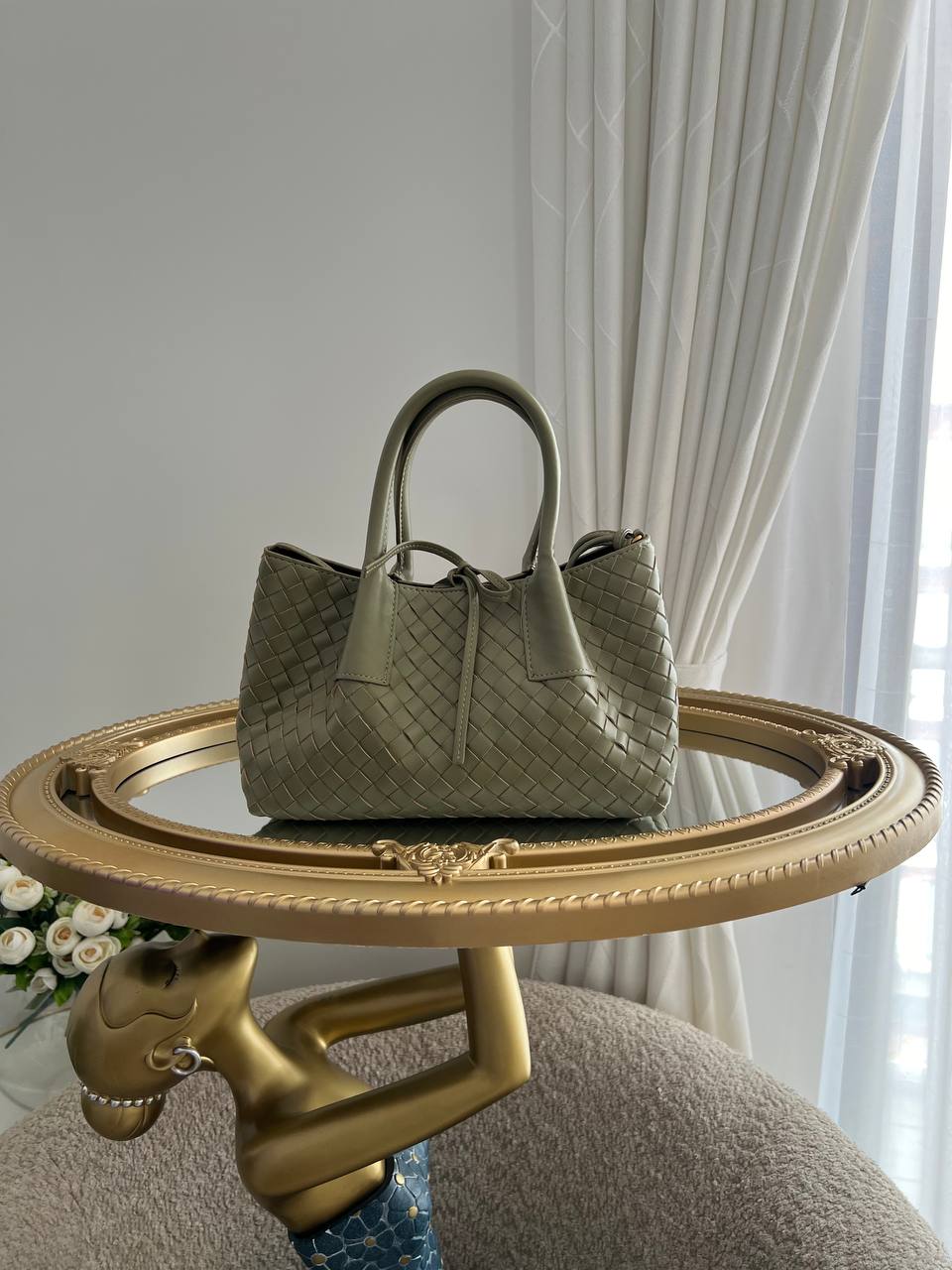 photo_5834463233828392345_y