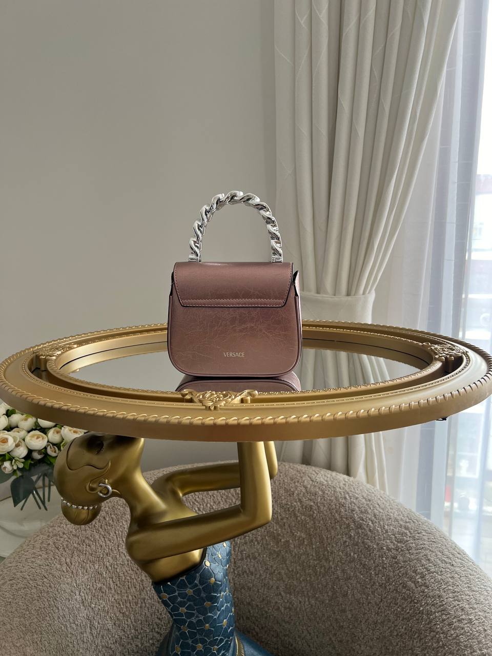 photo_5834463233828392435_y